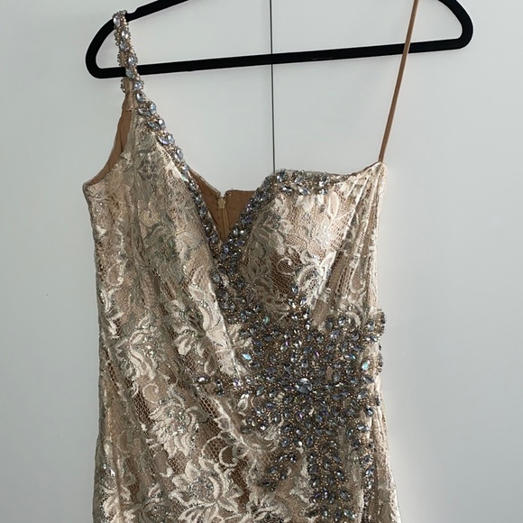 Terani Couture Prom/Semi Formal Dress - Picture 2 of 5